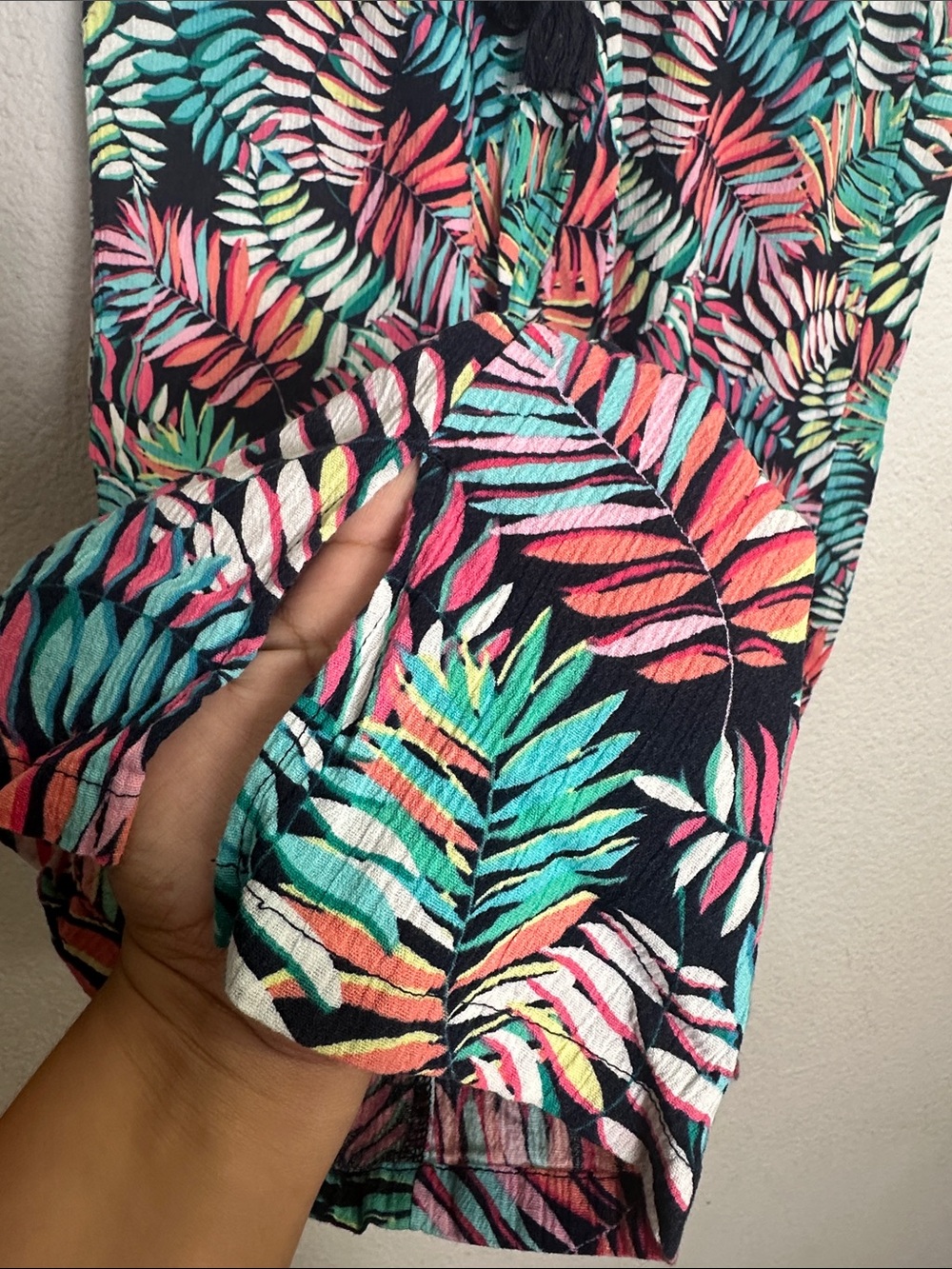Talbots Crinkle Cotton Beach Pants Breezy Palm Print Resort Wear Coastal Medium - Picture 6 of 12